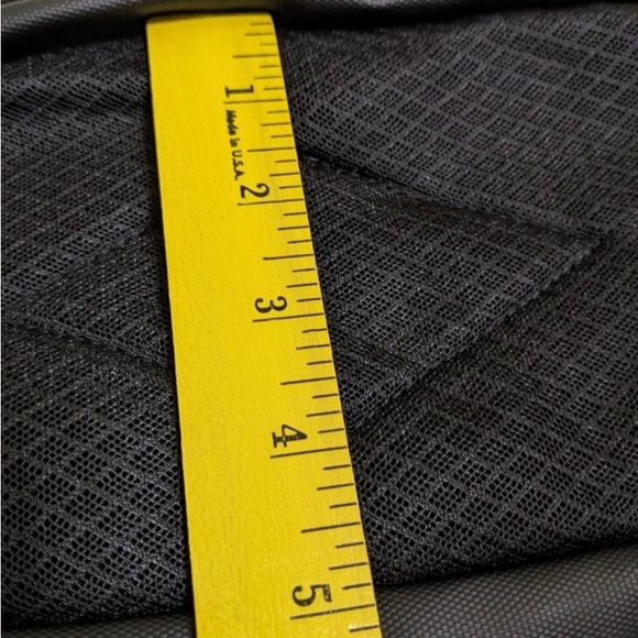 NWT BYLT Black Water Resistant Crossbody Bag - Picture 3 of 5